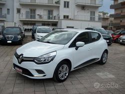 Bianco Usata 2019 Renault Clio IV Business Tre volumi | 9800 € (Buon prezzo)
