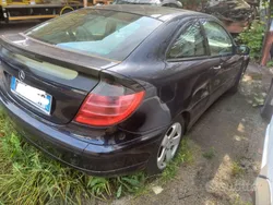 Usata 2002 Mercedes C180 Coupé | 1500 €