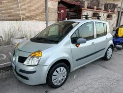 Usata 2005 Renault Modus Monovolume | 999 € (Super prezzo)