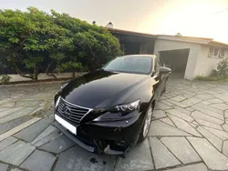 Usata 2013 Lexus IS300h Tre volumi | 9408 €