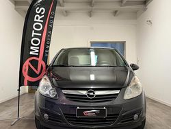 Grigio Usata 2010 Opel Corsa Cosmo Tre volumi | 3900 € (Buon prezzo)