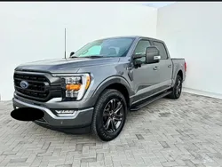 Grigio Usata 2022 Ford F-150 XLT Pick-up | 41.000 €