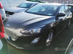 Grigio Usata 2022 Ford Focus Business Edition Tre volumi | 15.400 € (Super prezzo)