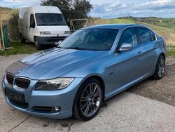 Blu Usata 2008 BMW 330 Tre volumi | 11.900 € (Molto cara)