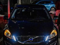 Usata 2011 Volvo S60 R-Design Tre volumi | 8750 €