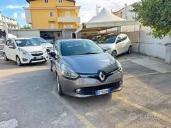 Grigio Usata 2013 Renault Clio IV Tre volumi | 3800 € (Ottimo prezzo)