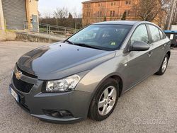 Grigio Usata 2011 Chevrolet Cruze LT Tre volumi | 3950 € (Ottimo prezzo)