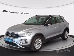 Pyrit silver met/tetto nero me Usata 2022 VW T-Roc Life SUV | 21.600 € (Buon prezzo)