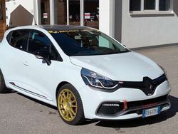 Bianco Usata 2016 Renault Clio IV Trophy Tre volumi | 16.500 € (Molto cara)