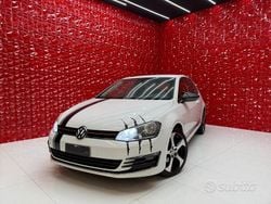 Bianco Usata 2014 VW Golf VII Highline Tre volumi | 11.900 € (Buon prezzo)