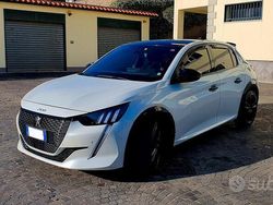 Bianco Usata 2021 Peugeot 208 GT Due volumi | 16.000 € (Cara)