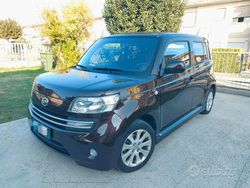 Usata 2006 Daihatsu Materia Monovolume | 2300 €