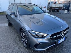 Grigio selenite metallizzato ; Usata 2022 Mercedes 220 Premium Station wagon | 44.500 € (Molto cara)