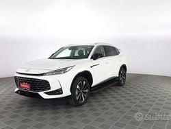 Pearl white Usata 2025 MG HS Luxury SUV | 31.400 € (Molto cara)