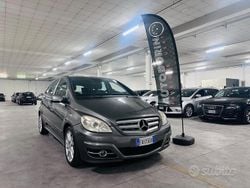 Grigio Usata 2009 Mercedes B150 Chrome Monovolume | 5900 € (Buon prezzo)
