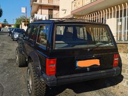 Nero Usata 1989 Jeep Cherokee SUV | 6000 €