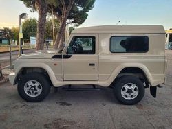 Beige Usata 2010 Iveco Massif SUV | 29.900 €