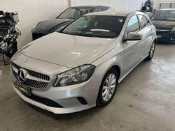 Argento Usata 2016 Mercedes A160 Business Tre volumi | 16.500 € (Buon prezzo)