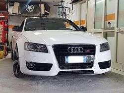 Bianco Usata 2010 Audi A5 Ambition Coupé | 7990 € (Buon prezzo)