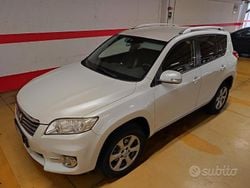 Bianco Usata 2010 Toyota RAV4 SUV | 6300 €