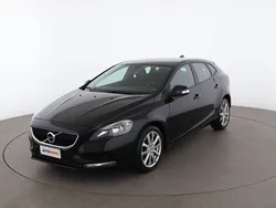 Nero Usata 2017 Volvo V40 Kinetic Station wagon | 14.199 € (Buon prezzo)
