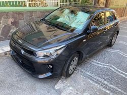 Usata 2017 Kia Rio Tre volumi | 8000 € (Buon prezzo)