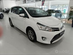 Bianco Usata 2016 Toyota Verso Style Monovolume | 8400 € (Buon prezzo)