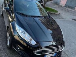 Usata 2015 Ford Fiesta Titanium Due volumi | 7000 € (Cara)