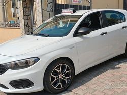 Bianco Usata 2019 Fiat Tipo Easy Tre volumi | 7999 € (Super prezzo)