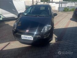 Nero Usata 2014 Fiat Punto Street Tre volumi | 5200 € (Ottimo prezzo)
