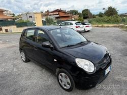Nero Usata 2010 Kia Picanto Due volumi | 2700 € (Ottimo prezzo)