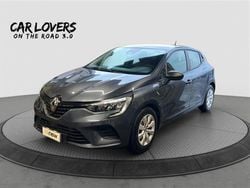 Grigio scuro Usata 2022 Renault Clio V Life Due volumi | 12.990 € (Ottimo prezzo)