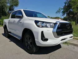Bianco Nuova 2025 Toyota HiLux Lounge Pick-up | 41.900 € (Ottimo prezzo)