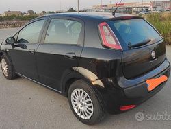 Usata 2011 Fiat Punto Evo Due volumi | 2700 € (Buon prezzo)