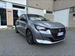 Grigio chiaro Usata 2023 Peugeot 208 Allure Due volumi | 13.500 € (Ottimo prezzo)