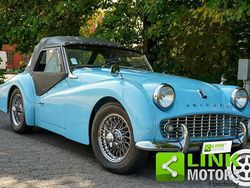 Azzurro Usata 1961 Triumph TR3 Cabrio | 46.000 €