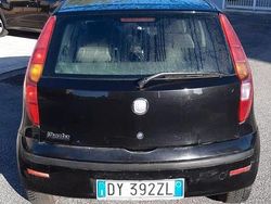 Nero Usata 2009 Fiat Punto Active Tre volumi | 1390 € (Ottimo prezzo)