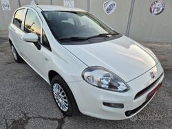 Bianco Usata 2017 Fiat Punto Tre volumi | 3499 € (Super prezzo)