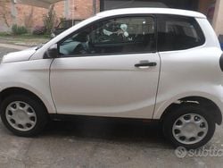 Bianco Usata 2018 Aixam Minauto Due volumi | 7900 € (Cara)