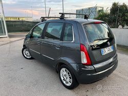 Grigio Usata 2011 Lancia Musa Monovolume | 3200 € (Buon prezzo)