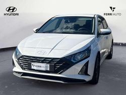 Bianco Nuova 2025 Hyundai i20 Tre volumi | 19.300 € (Cara)