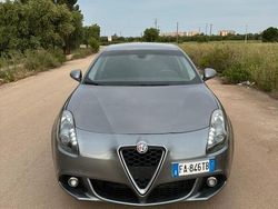 Grigio Usata 2015 Alfa Romeo Giulietta Distinctive Due volumi | 9000 € (Buon prezzo)