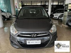 Grigio Usata 2011 Hyundai i10 Due volumi | 4500 € (Buon prezzo)