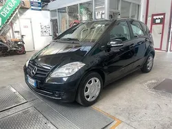Nero Usata 2012 Mercedes A160 Executive Tre volumi | 4900 € (Buon prezzo)