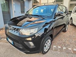 Nero Usata 2025 Mahindra KUV100 SUV | 12.500 € (Cara)