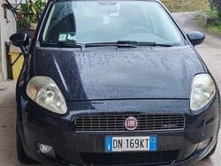 Nero Usata 2008 Fiat Grande Punto Due volumi | 1700 € (Buon prezzo)