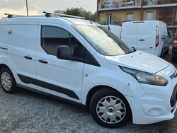Bianco / pastello Usata 2014 Ford Transit Trend Tre volumi | 4800 € (Buon prezzo)