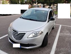 Grigio Usata 2015 Lancia Ypsilon Silver Due volumi | 7800 € (Buon prezzo)