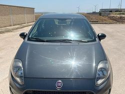 Grigio Usata 2015 Fiat Grande Punto Due volumi | 3500 € (Buon prezzo)