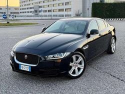 Nero Usata 2015 Jaguar XE Business Edition Tre volumi | 10.900 € (Buon prezzo)